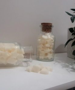 Clean Cotton Wax Melt Jar with cotton, lemon, and musk fragrance